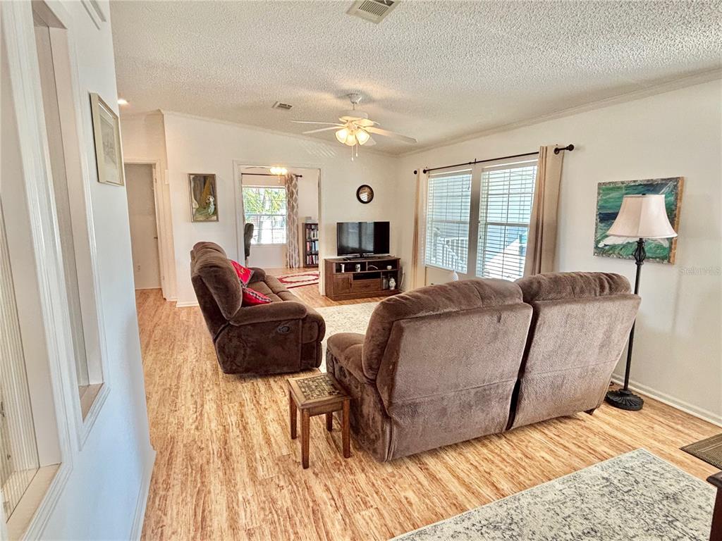 6727 Mt Pleasant Road Northeast, Unit 53 St. Petersburg, FL 33702 - Photo 8 of 29