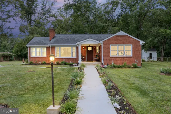$669,900 | 7692 James Madison Highway, Gainesville, VA 20155