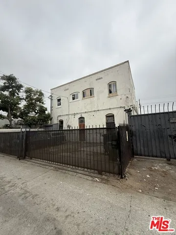 $1,000,000 | 710 West Anaheim Street, Wilmington, CA 90744