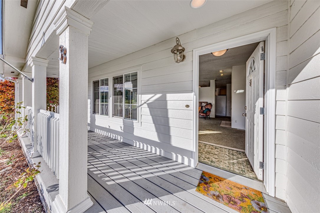 33 Peterson Road Port Angeles, WA 98362 - Photo 3 of 40 Gallery Image 3