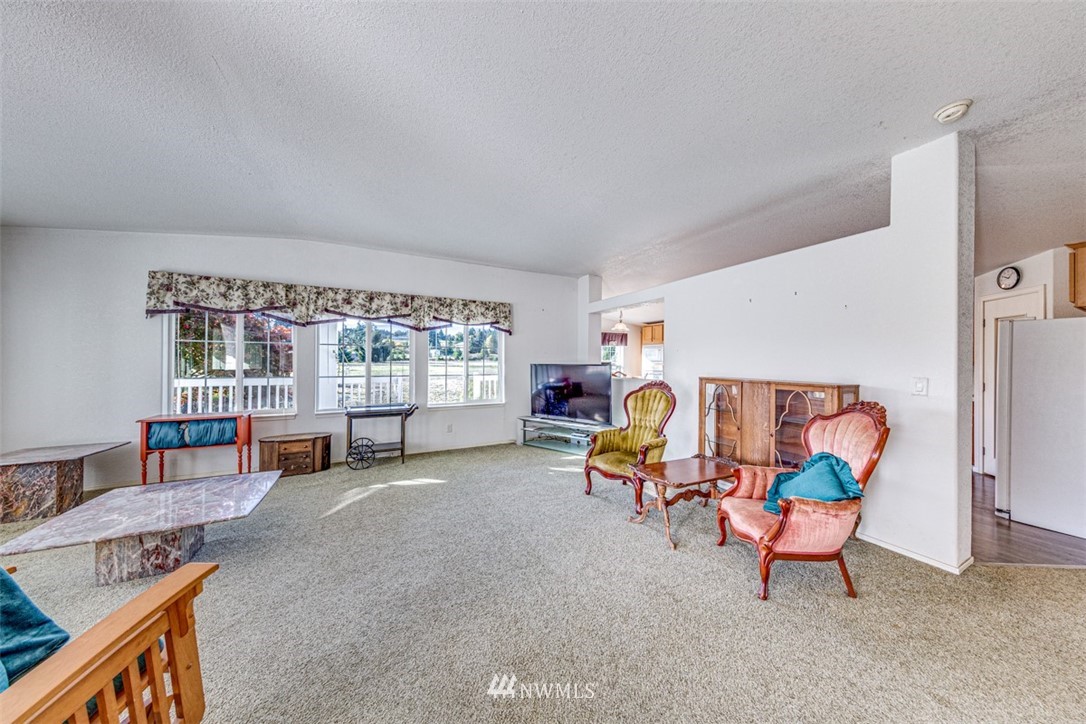 33 Peterson Road Port Angeles, WA 98362 - Photo 4 of 40 Gallery Image 4
