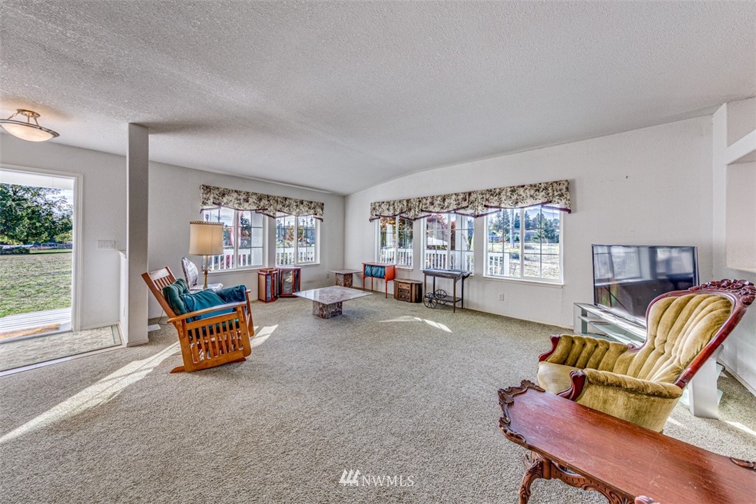 33 Peterson Road Port Angeles, WA 98362 - Photo 5 of 40 Gallery Image 5