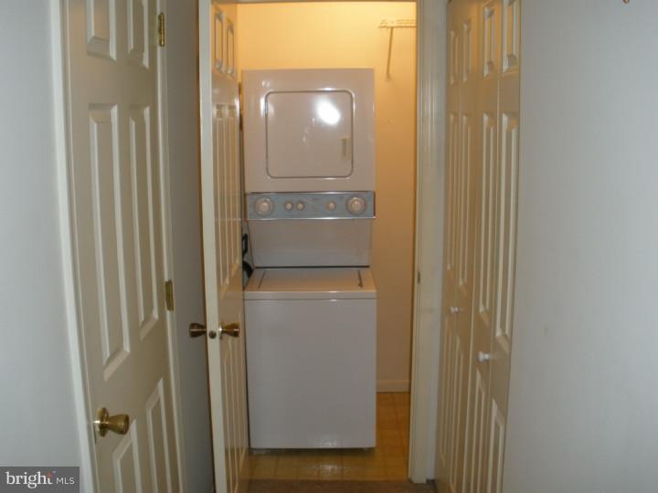 129 Valley Stream Lane Wayne, PA 19087 - Photo 6 of 6 Laundry Room