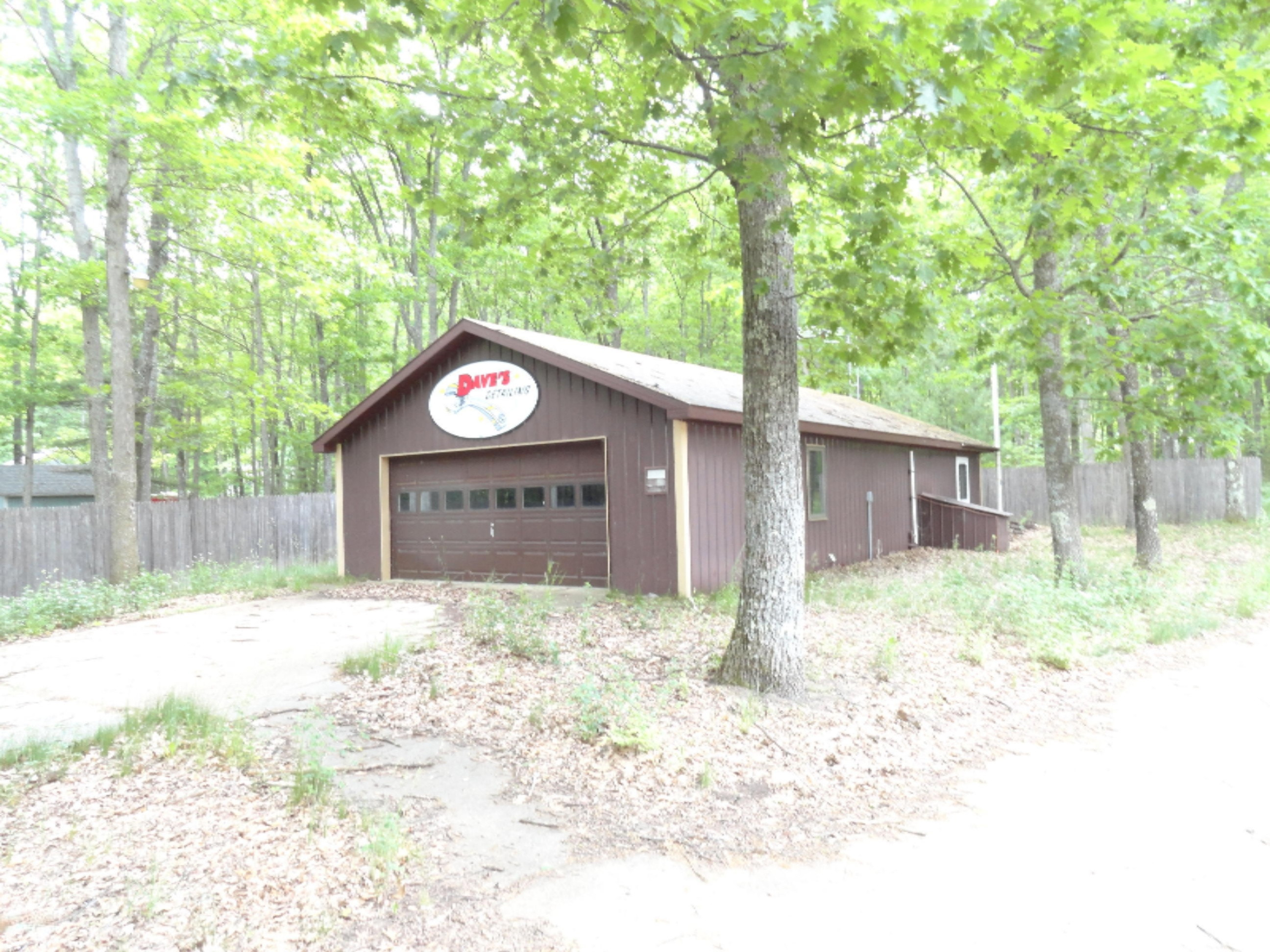 1621 Olson Road Manistee, MI 49660 - Photo 3 of 8 c19f6177-6152-4d56-b332-f933a86d1ac1