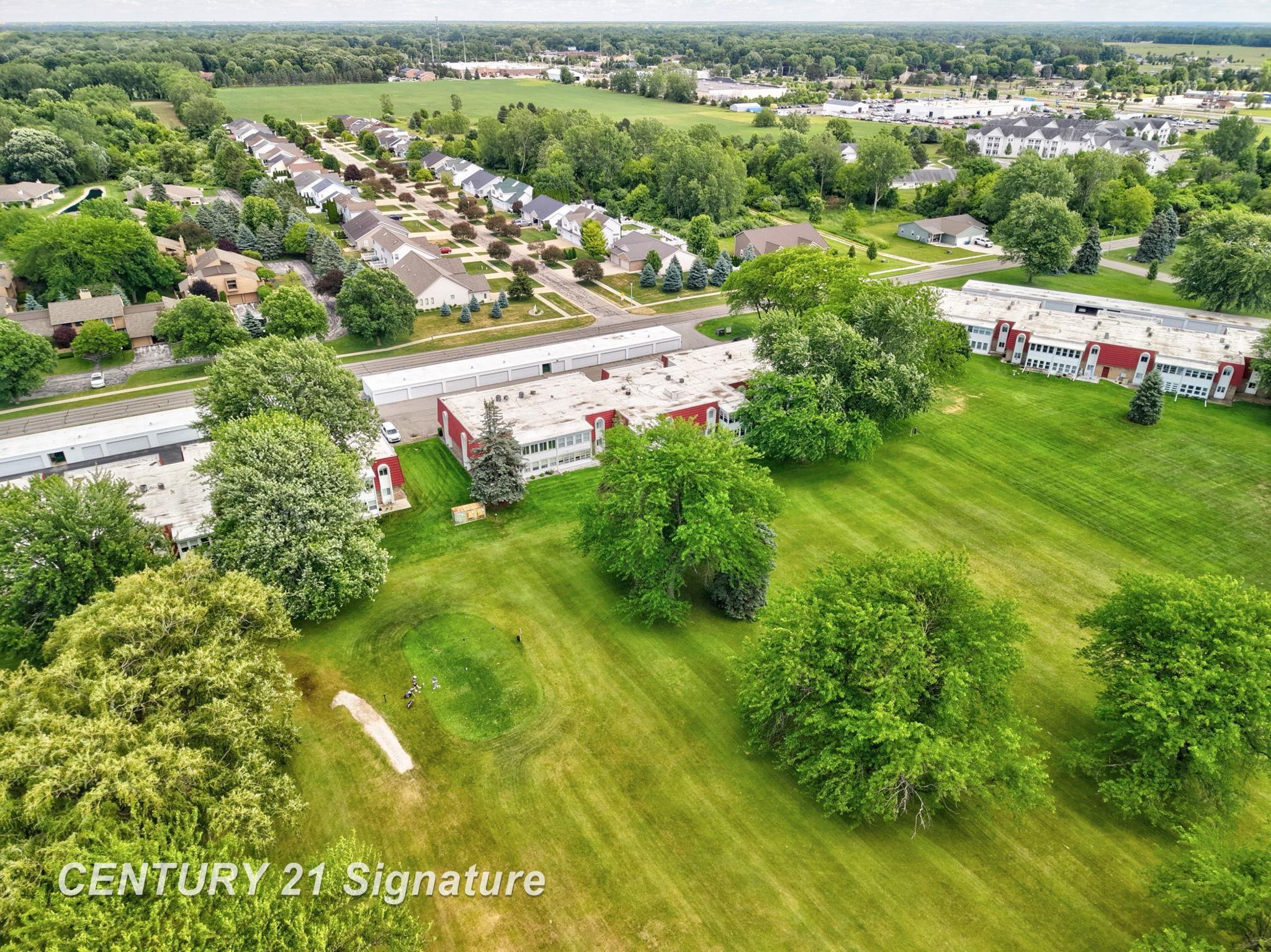 719 Kennely Road, Unit E78 Saginaw, MI 48609 - Photo 46 of 48