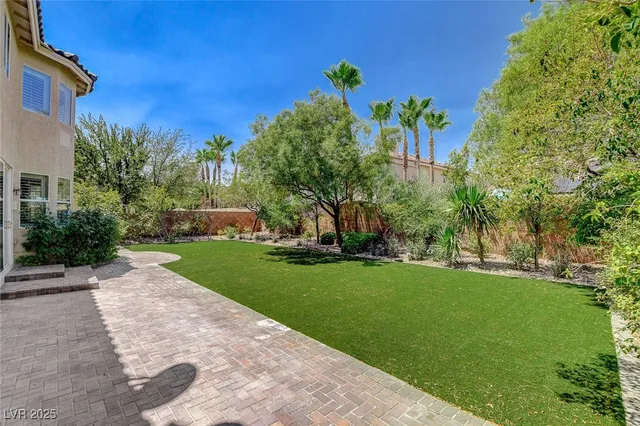 $6,000 | 11241 Pentland Downs Street, Las Vegas, NV 89141