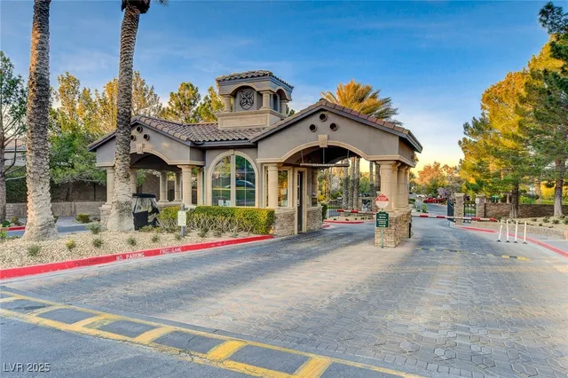 $6,000 | 11241 Pentland Downs Street, Las Vegas, NV 89141