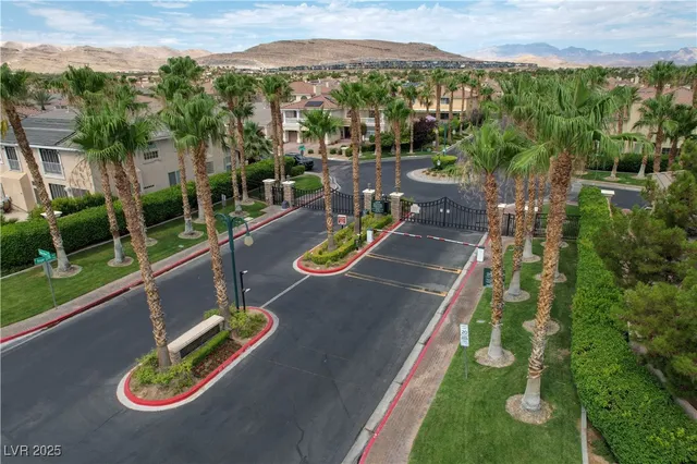 $6,000 | 11241 Pentland Downs Street, Las Vegas, NV 89141