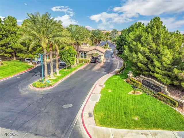 $6,000 | 11241 Pentland Downs Street, Las Vegas, NV 89141