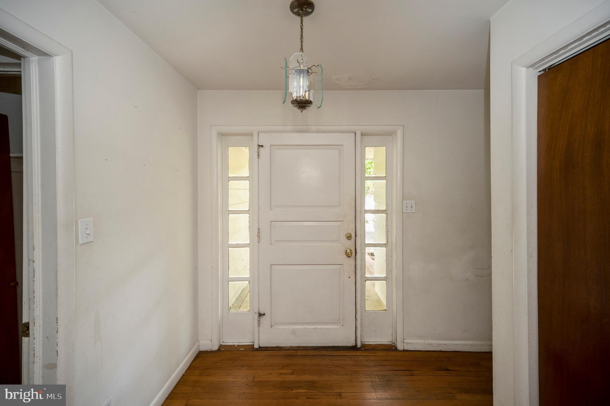 18344 Sharon Road Triangle, VA 22172 - Photo 11 of 42