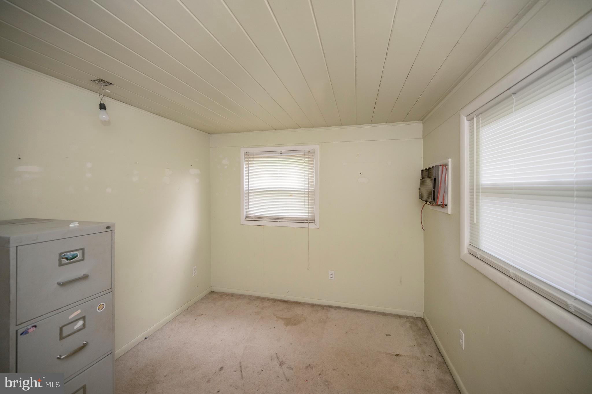 18344 Sharon Road Triangle, VA 22172 - Photo 15 of 42