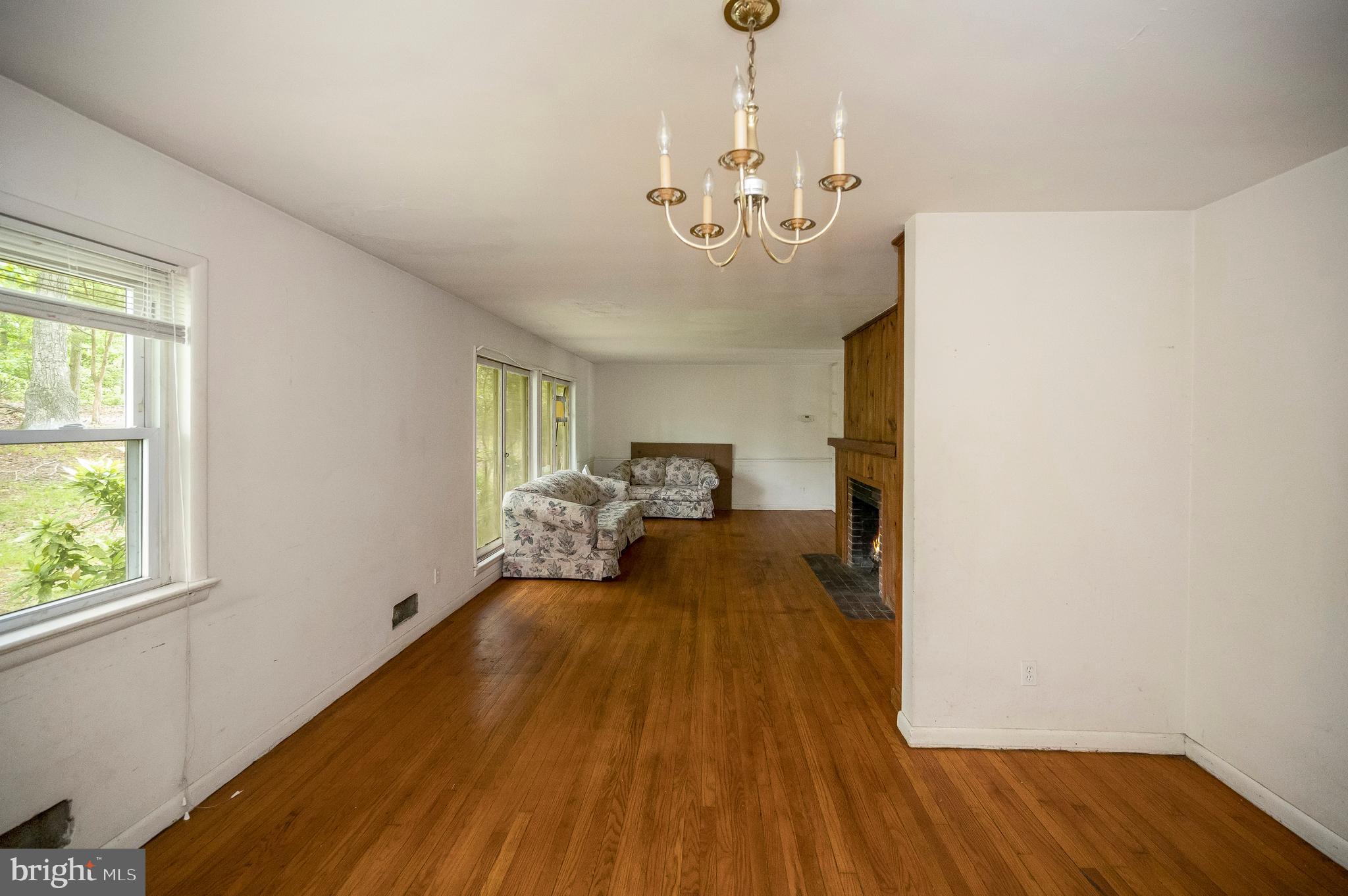 18344 Sharon Road Triangle, VA 22172 - Photo 17 of 42