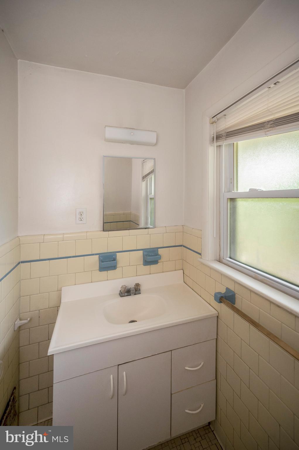 18344 Sharon Road Triangle, VA 22172 - Photo 27 of 42