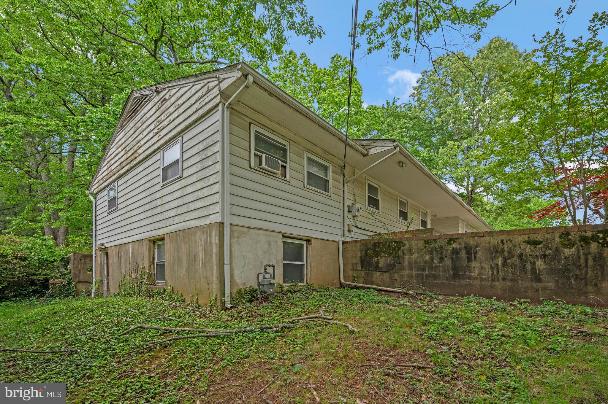 18344 Sharon Road Triangle, VA 22172 - Photo 5 of 42