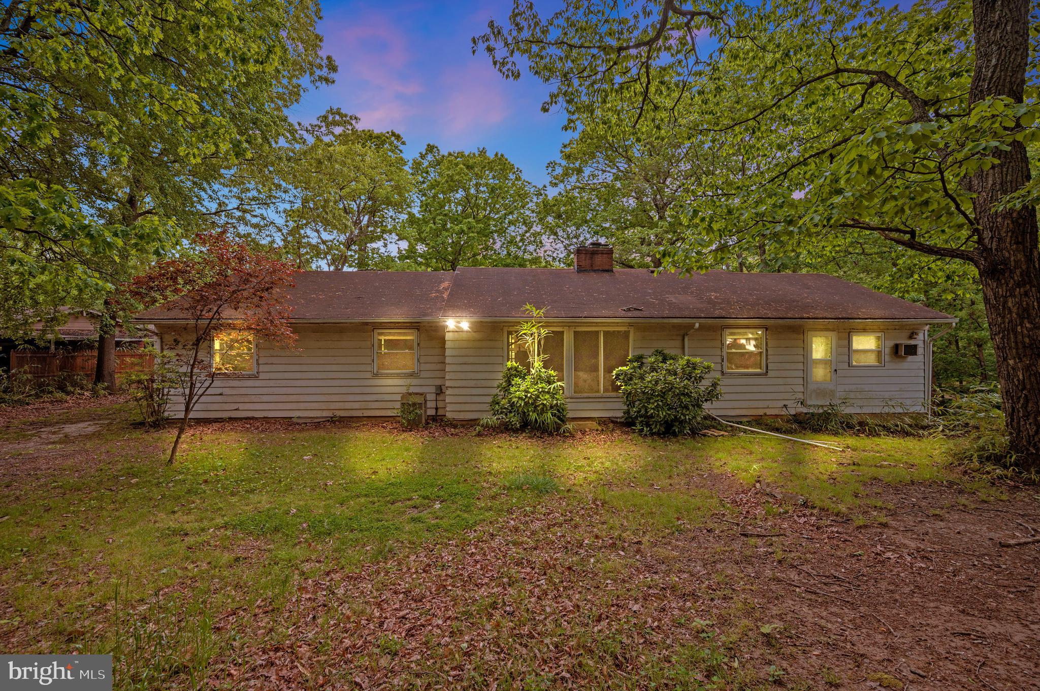 18344 Sharon Road Triangle, VA 22172 - Photo 6 of 42