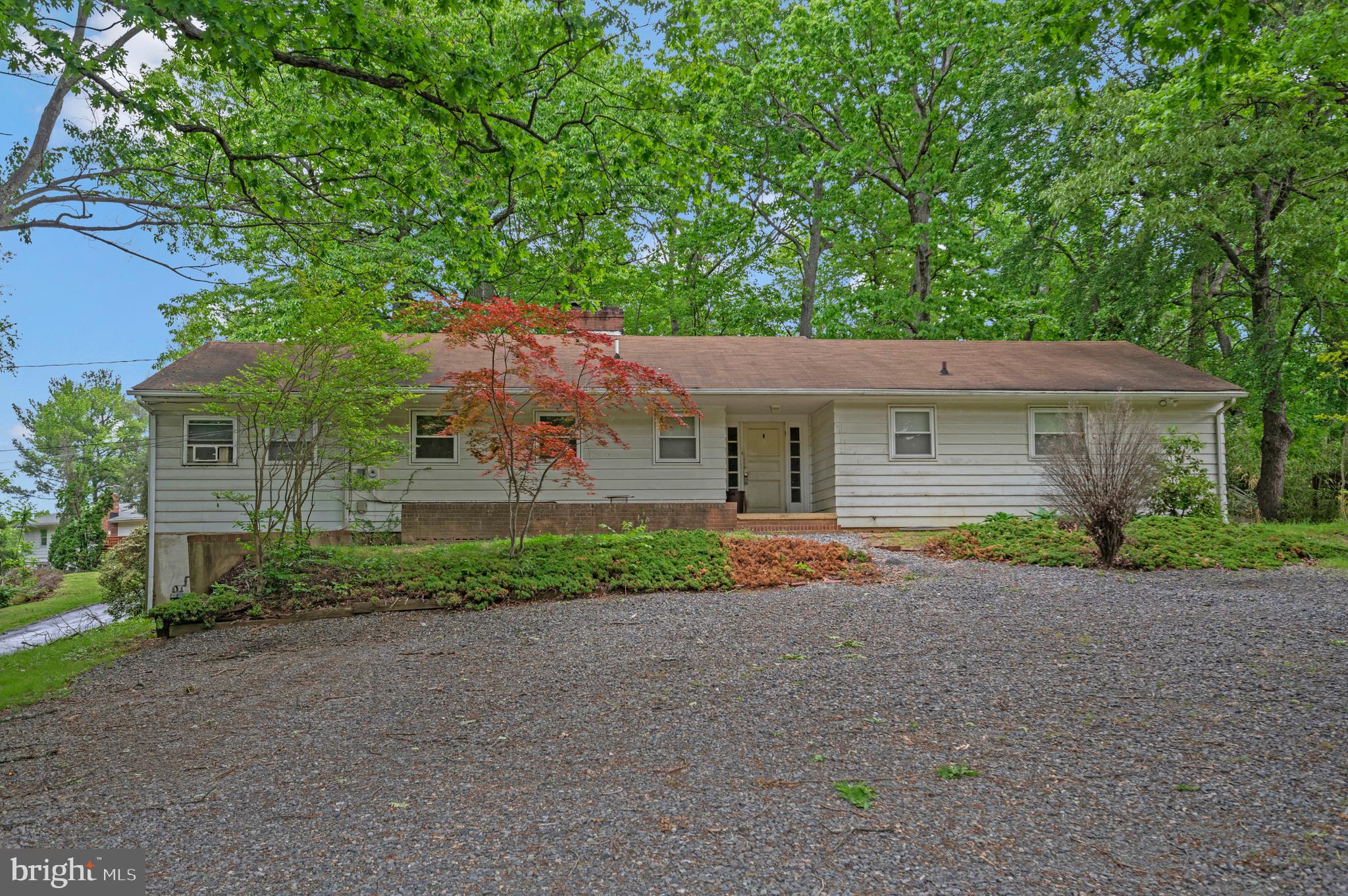 18344 Sharon Road Triangle, VA 22172 - Photo 8 of 42