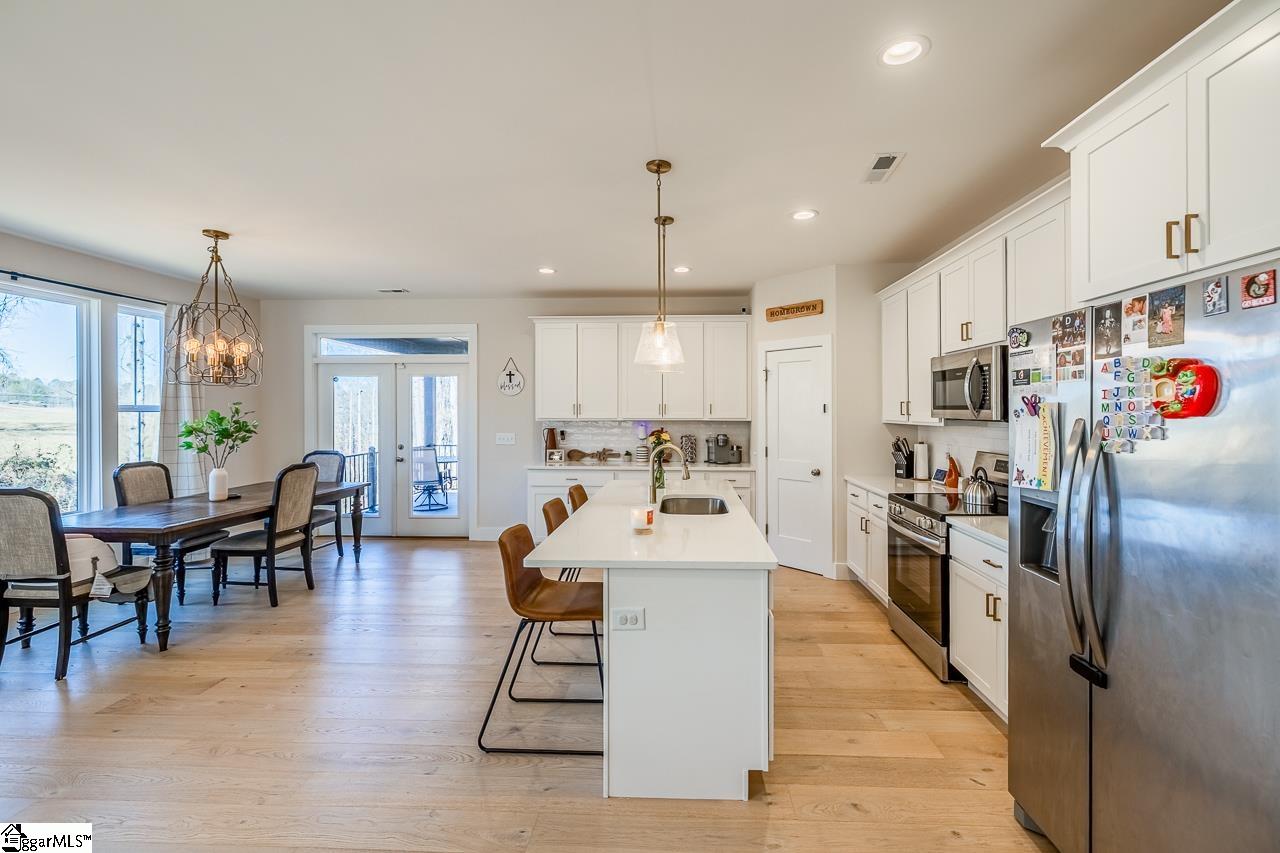 26 Birch Tree Road Greer, SC 29651 - Photo 9 of 38