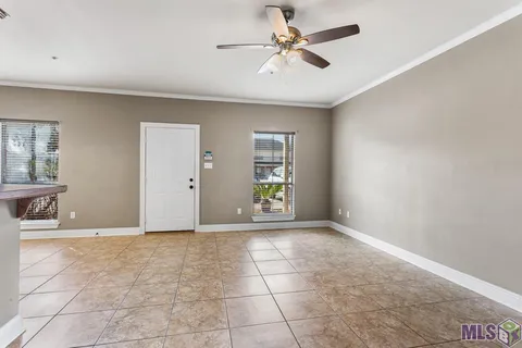 $116,800 | 808 Meadow Bend Drive, Unit D, Baton Rouge, LA 70820