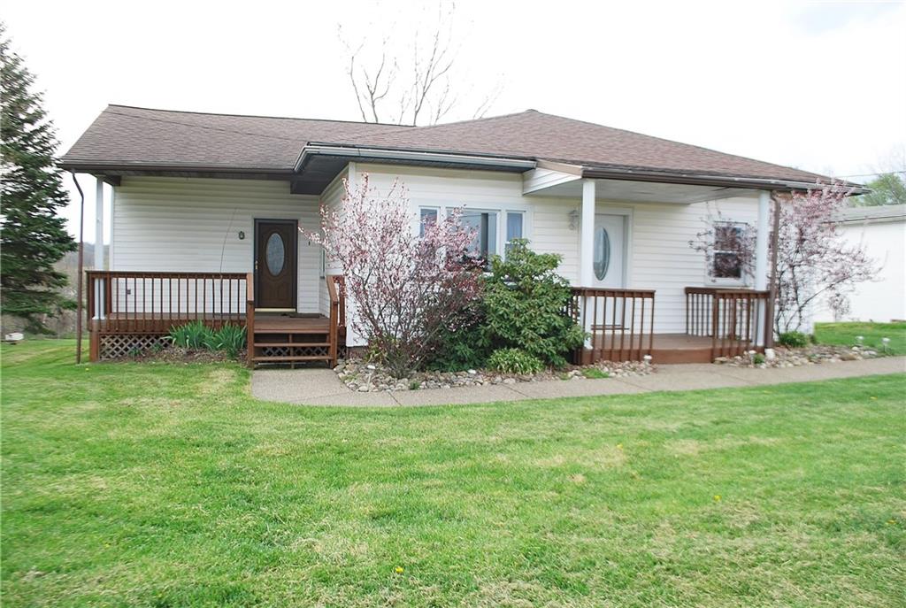 1290 Deerfield Road Washington, PA 15301 - Photo 1 of 23 Gallery Image 1