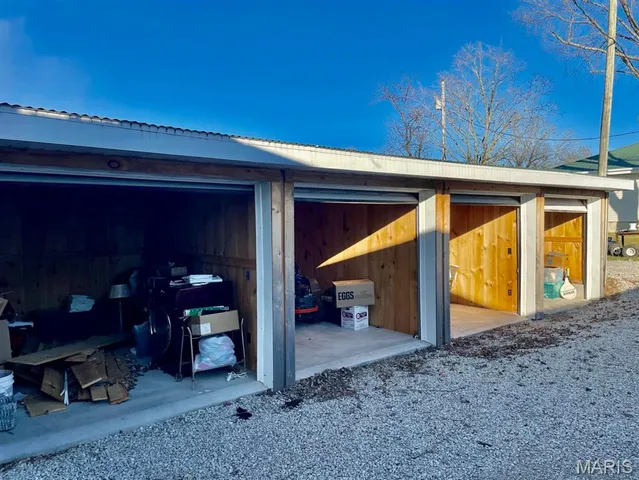 $450,000 | 9396 M- Highway, Mountain Grove, MO 65711