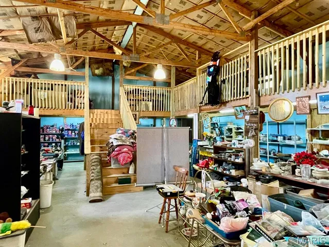 $450,000 | 9396 M- Highway, Mountain Grove, MO 65711