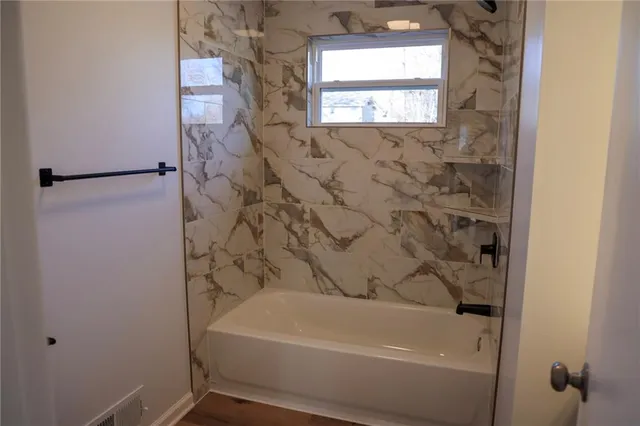 $230,000 | 11304 East 48 Terrace, Kansas City, MO 64133