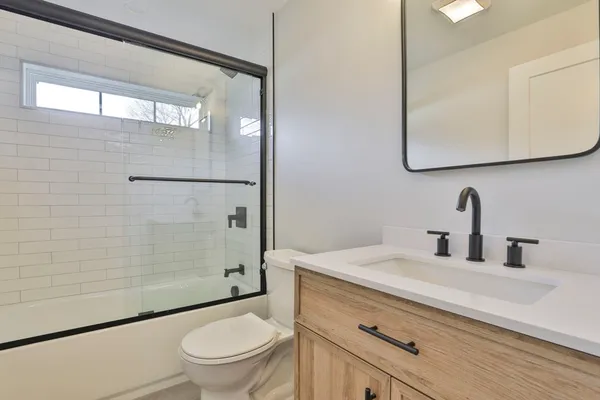 $4,900 | 7 Christopher Street, Newburyport, MA 01950