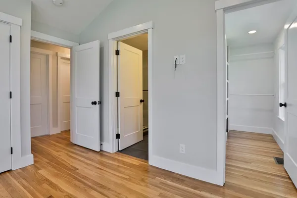 $4,900 | 7 Christopher Street, Newburyport, MA 01950