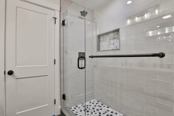 $4,900 | 7 Christopher Street, Newburyport, MA 01950