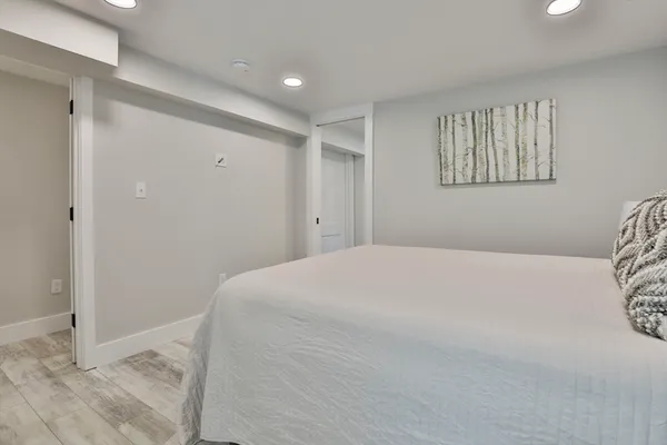 $4,900 | 7 Christopher Street, Newburyport, MA 01950