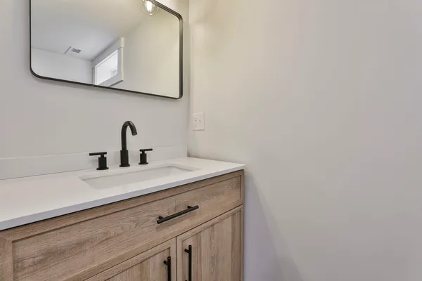 $4,900 | 7 Christopher Street, Newburyport, MA 01950