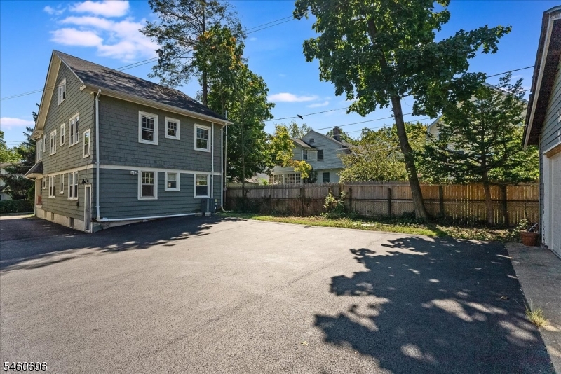 706 Valley Road, Unit 2 Montclair, NJ 07043 - Photo 31 of 32 Gallery Image 31