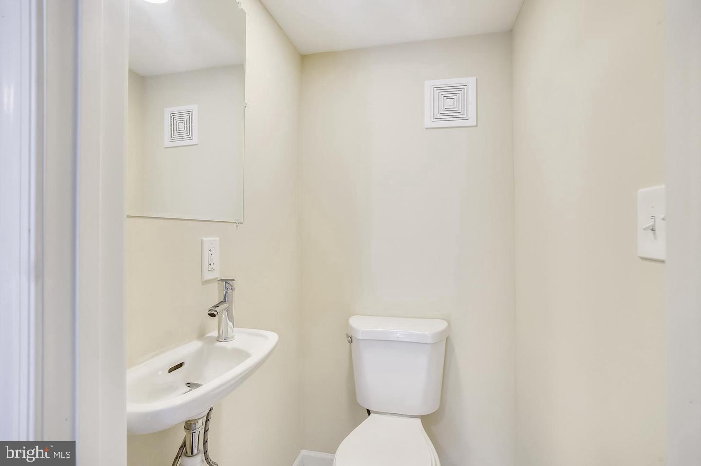 3700 Milford Mill Road Baltimore, MD 21244 - Photo 6 of 30