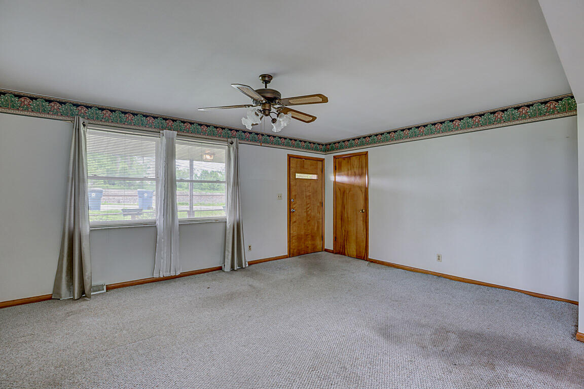 455 Needham Lane Dry Ridge, KY 41035 - Photo 4 of 22 Gallery Image 4