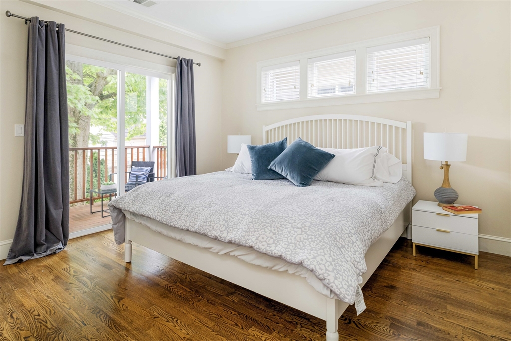 114 Davis Avenue, Unit 2 Brookline, MA 02445 - Photo 7 of 20