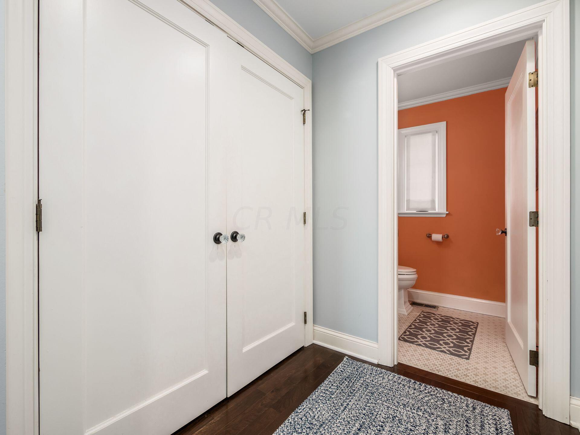 177 North Ardmore Road Bexley, OH 43209 - Photo 27 of 64 Half Bathroom