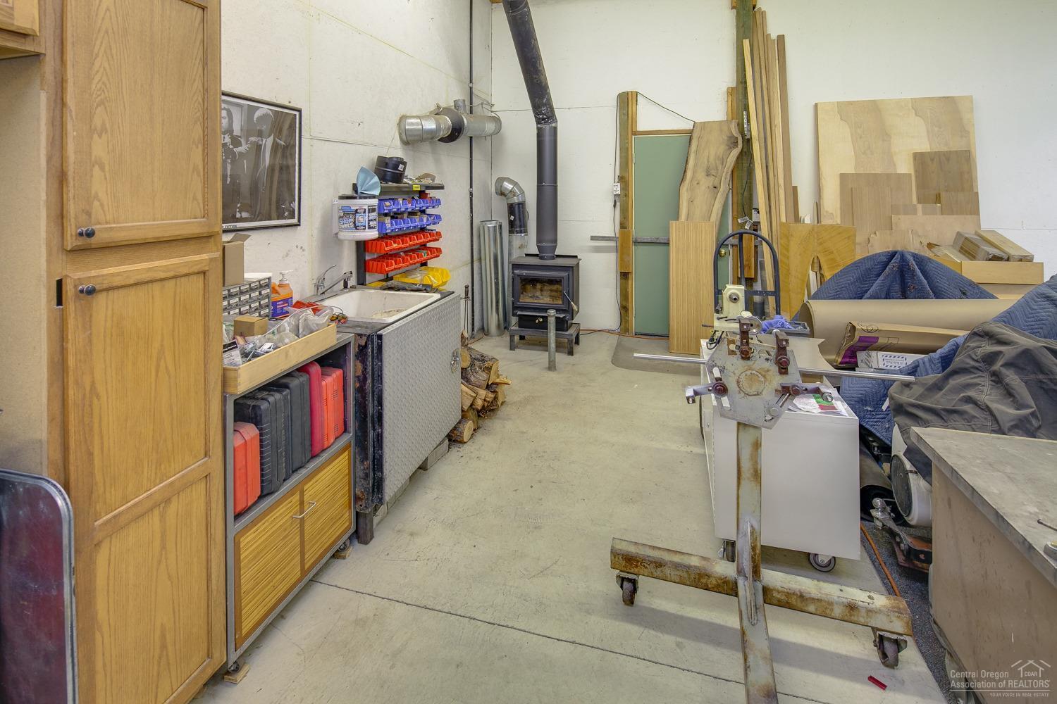 22190 Erickson Road Bend, OR 97701 - Photo 12 of 25 Additional Photo