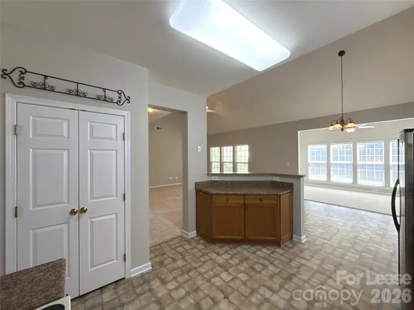 $2,450 | 2140 Pineapple Court, Matthews, NC 28105