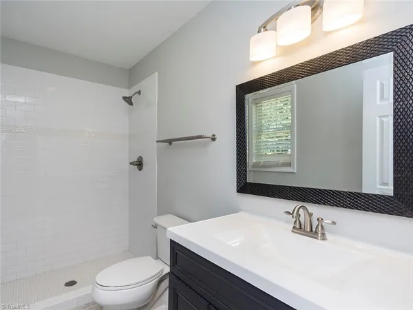 $2,300 | 8008 Daltonshire Drive, Oak Ridge, NC 27310