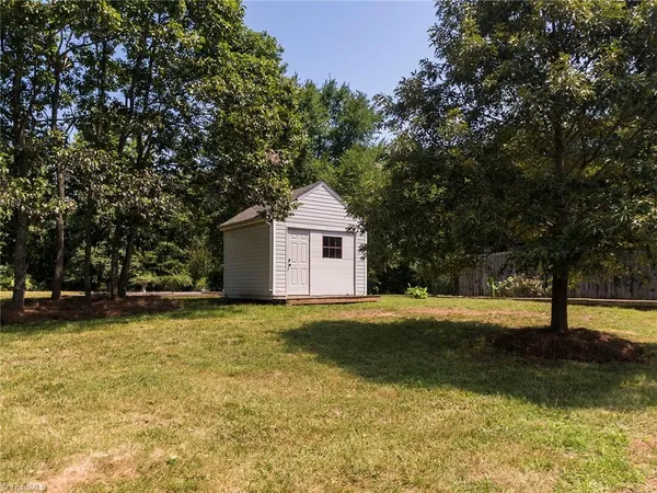 $2,300 | 8008 Daltonshire Drive, Oak Ridge, NC 27310