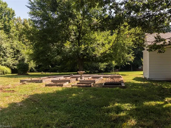 $2,300 | 8008 Daltonshire Drive, Oak Ridge, NC 27310