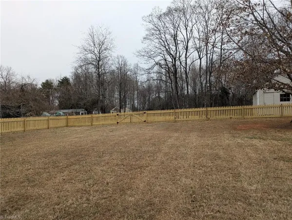 $2,300 | 8008 Daltonshire Drive, Oak Ridge, NC 27310