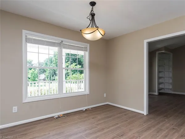 $2,300 | 8008 Daltonshire Drive, Oak Ridge, NC 27310