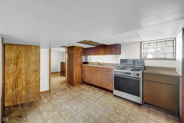 $195,000 | 7121-23 Van Buren Avenue, Hammond, IN 46324