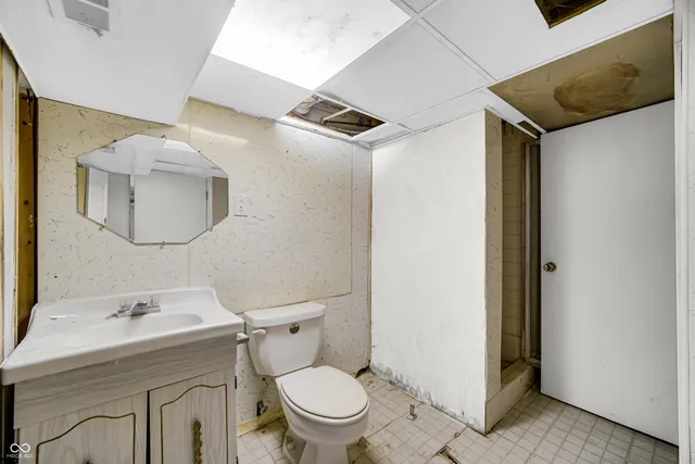 $195,000 | 7121-23 Van Buren Avenue, Hammond, IN 46324