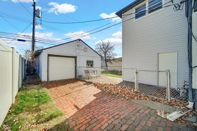 $195,000 | 7121-23 Van Buren Avenue, Hammond, IN 46324