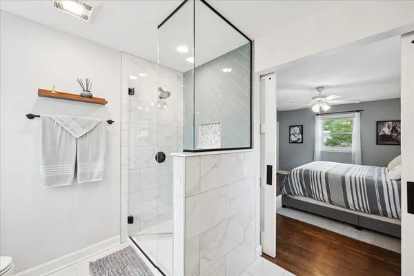 $560,000 | 481 Sussex Court, Buffalo Grove, IL 60089