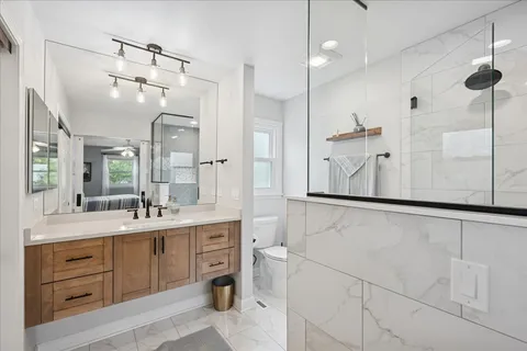 $560,000 | 481 Sussex Court, Buffalo Grove, IL 60089