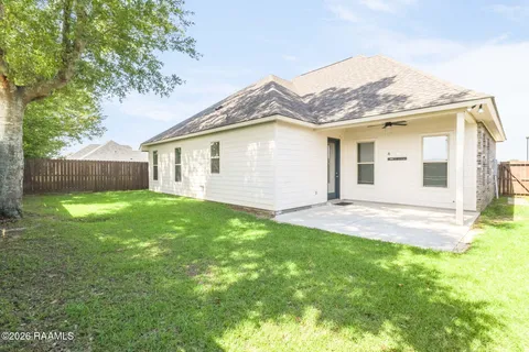 $380,000 | 209 Sweet Harvest Road, Youngsville, LA 70592