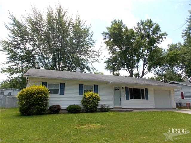 2211 Maplewood Road Fort Wayne, IN 46819 - Photo 1 of 12